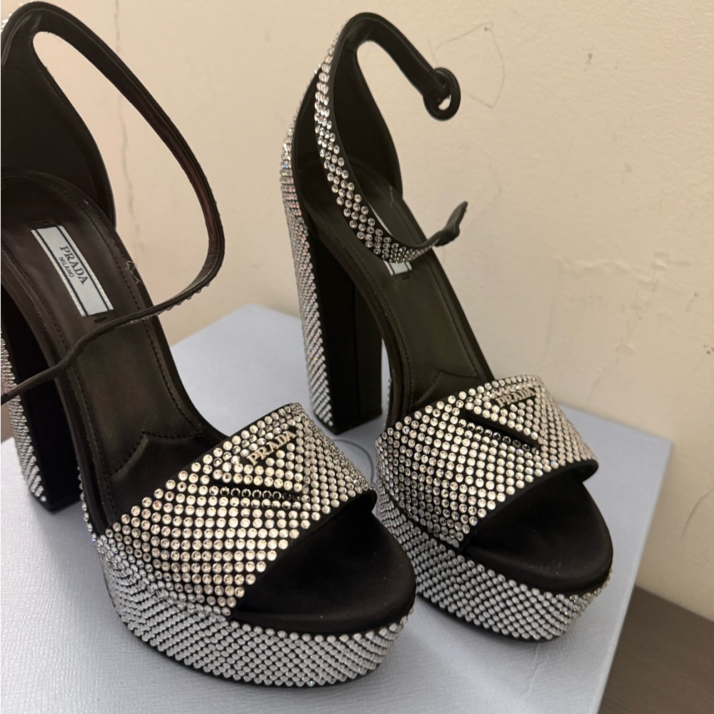 Prada Black and Silver Heels with Block Heel - Picture 4 of 6